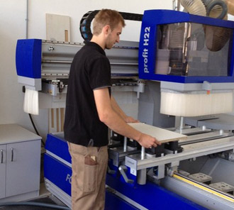 Neueste CNC Technik